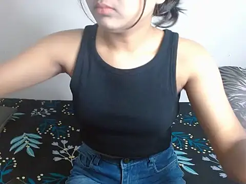 naina 066 online show from January 7, 2026, 9:14 am