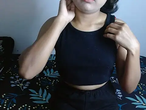 naina 066 online show from January 9, 2026, 11:50 am