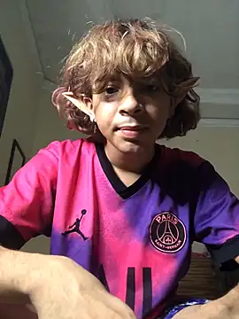 Snapshot of TommyTheReal chatting on December 16, 2025, 4:55 pm TommyTheReal online show from December 16, 2025, 4:55 pm