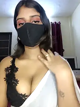 Snapshot of Zaayaa_2 chatting on February 12, 2026, 7:46 pm Zaayaa 2 online show from February 12, 2026, 7:46 pm