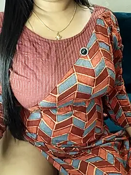 Snapshot of SSiya- chatting on June 4, 2026, 8:35 pm SSiya- online show from June 4, 2026, 8:35 pm