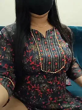 Snapshot of SSiya- chatting on August 6, 2026, 5:19 pm SSiya- online show from August 6, 2026, 5:19 pm