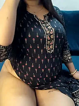 Snapshot of SSiya- chatting on July 15, 2026, 7:43 pm SSiya- online show from July 15, 2026, 7:43 pm