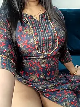 Snapshot of SSiya- chatting on August 2, 2026, 6:27 pm SSiya- online show from August 2, 2026, 6:27 pm