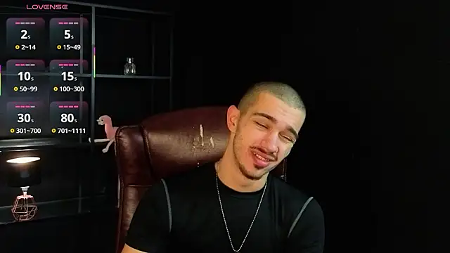 Snapshot of KaydenDrew chatting on March 21, 2026, 5:19 am KaydenDrew online show from March 21, 2026, 5:19 am