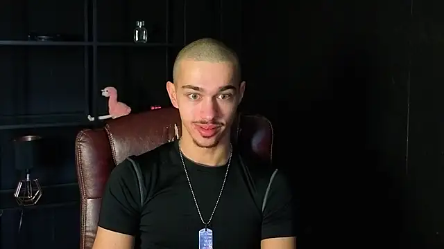 Snapshot of KaydenDrew chatting on March 17, 2026, 5:10 am KaydenDrew online show from March 17, 2026, 5:10 am