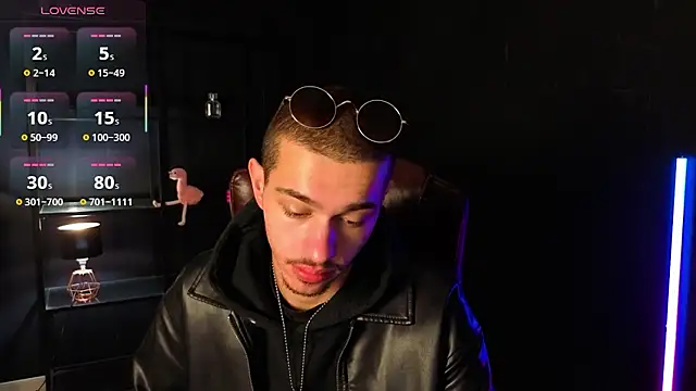 Snapshot of KaydenDrew chatting on March 8, 2026, 5:11 am KaydenDrew online show from March 8, 2026, 5:11 am