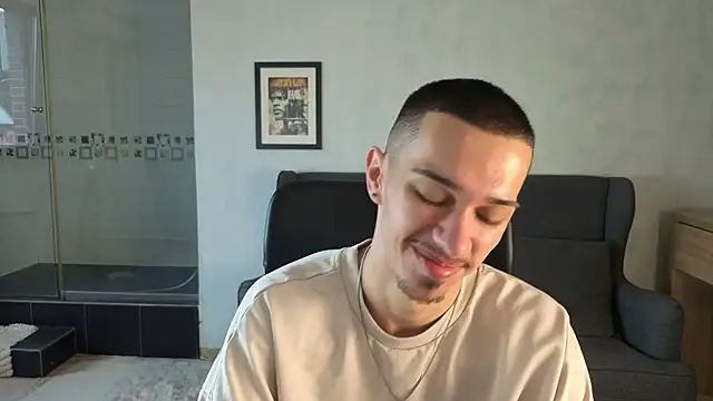 KaydenDrew online show from June 18, 2026, 4:22 am