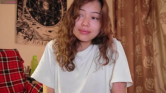 Snapshot of prancing_girl chatting on June 9, 2026, 2:01 am prancing girl online show from June 9, 2026, 2:01 am