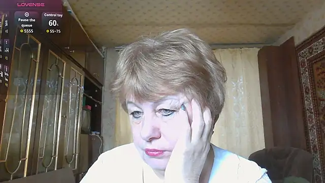 Casey peach online show from March 8, 2026, 4:38 am