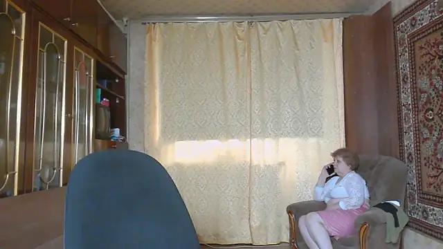 Casey peach online show from July 25, 2026, 2:56 pm