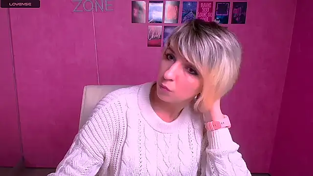 Lana Foxyy online show from March 22, 2026, 5:53 am