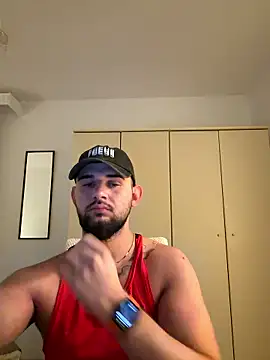 Snapshot of LunaFoxTip chatting on January 12, 2026, 6:58 pm LunaFoxTip online show from January 12, 2026, 6:58 pm