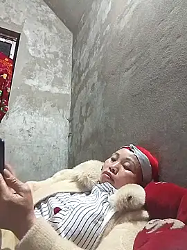 Snapshot of Maikha08 chatting on February 21, 2026, 2:19 pm Maikha08 online show from February 21, 2026, 2:19 pm