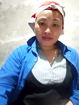 Snapshot of Maikha08 chatting on February 26, 2026, 12:27 pm Maikha08 online show from February 26, 2026, 12:27 pm