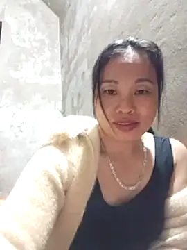 Snapshot of Maikha08 chatting on February 15, 2026, 3:44 pm Maikha08 online show from February 15, 2026, 3:44 pm