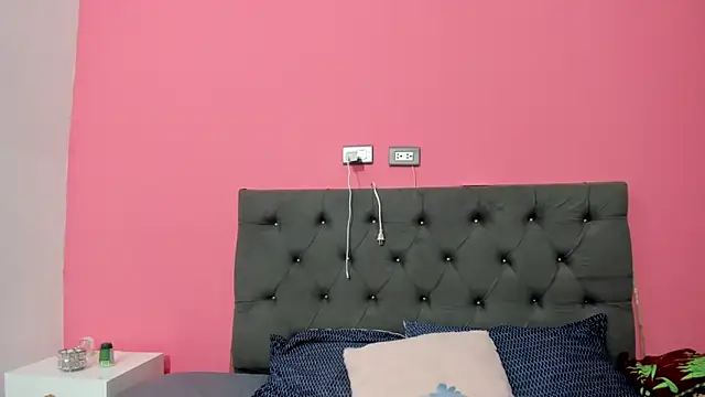 Snapshot of ariloe_quintero chatting on March 6, 2026, 1:28 pm ariloe quintero online show from March 6, 2026, 1:28 pm