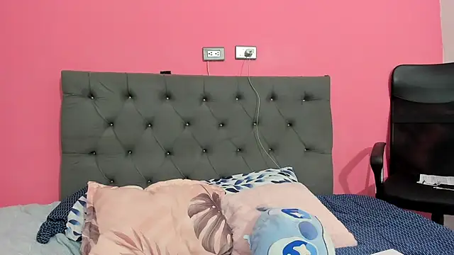 ariloe quintero online show from April 29, 2026, 1:10 am