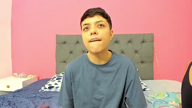 Snapshot of ariloe_quintero chatting on February 12, 2026, 12:27 pm ariloe quintero online show from February 12, 2026, 12:27 pm