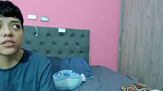 Snapshot of ariloe_quintero chatting on March 4, 2026, 1:30 pm ariloe quintero online show from March 4, 2026, 1:30 pm