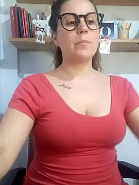 Snapshot of SofiEsteves chatting on March 13, 2026, 12:54 pm SofiEsteves online show from March 13, 2026, 12:54 pm