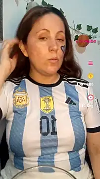 Snapshot of SofiEsteves chatting on July 19, 2026, 4:26 pm SofiEsteves online show from July 19, 2026, 4:26 pm