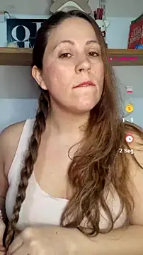 Snapshot of SofiEsteves chatting on July 24, 2026, 1:40 pm SofiEsteves online show from July 24, 2026, 1:40 pm