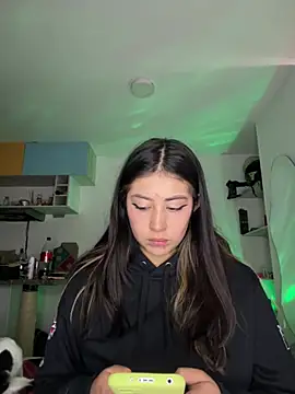 justmariee online show from March 10, 2026, 7:07 pm