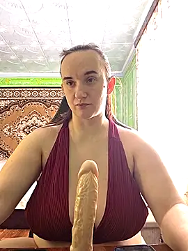 Snapshot of HarychaLysichka chatting on March 6, 2026, 8:31 am HarychaLysichka online show from March 6, 2026, 8:31 am