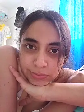 latin mommy  online show from March 17, 2026, 1:03 pm