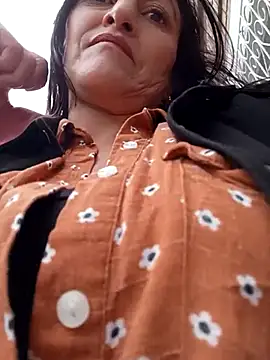 Snapshot of SAMMY_30- chatting on May 14, 2026, 3:20 pm SAMMY 30- online show from May 14, 2026, 3:20 pm