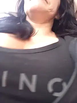 Snapshot of SAMMY_30- chatting on February 10, 2026, 12:04 pm SAMMY 30- online show from February 10, 2026, 12:04 pm