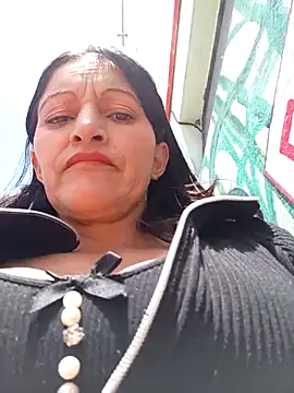 Snapshot of SAMMY_30- chatting on March 15, 2026, 5:42 pm SAMMY 30- online show from March 15, 2026, 5:42 pm