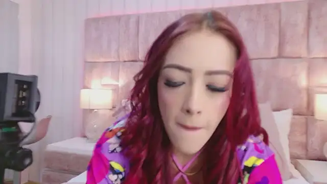 ScarlettFoox online show from January 9, 2026, 1:18 pm