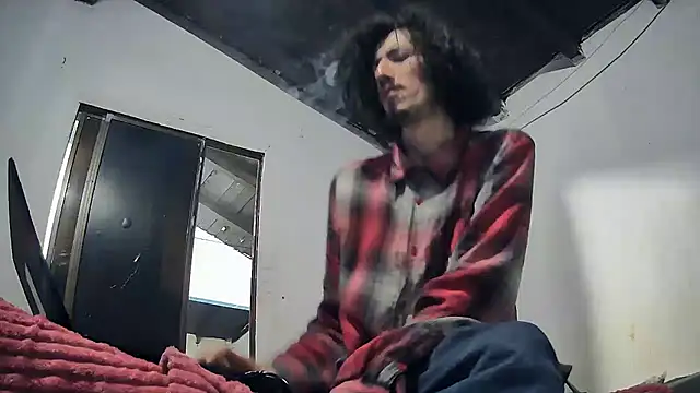 sk8-boy online show from August 7, 2026, 3:12 am