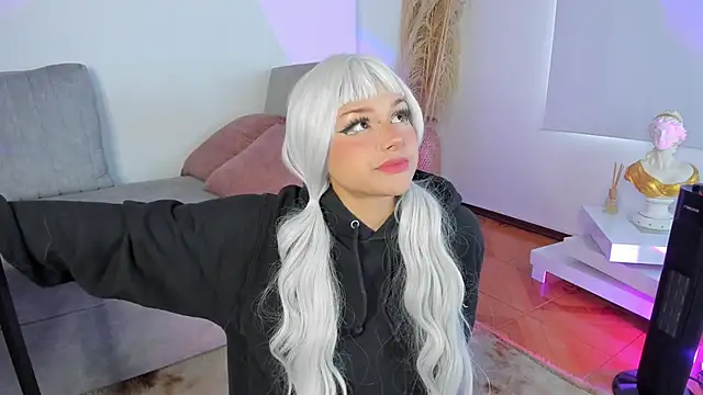 Amelie Wine online show from February 19, 2026, 2:47 pm