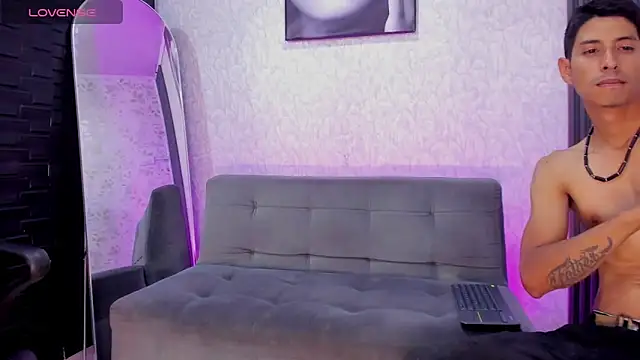 bratlley online show from December 18, 2025, 8:23 pm