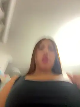 Emily joee  online show from January 6, 2026, 11:20 pm