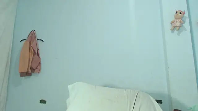 Snapshot of Bianca_slut1 chatting on May 10, 2026, 12:03 am Bianca slut1 online show from May 10, 2026, 12:03 am