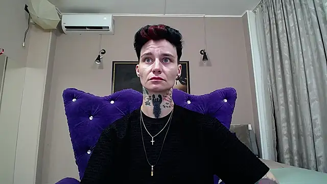 Snapshot of KennyXSX chatting on July 1, 2026, 1:55 pm KennyXSX online show from July 1, 2026, 1:55 pm