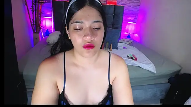 Valeri hot22 online show from April 22, 2026, 9:10 pm
