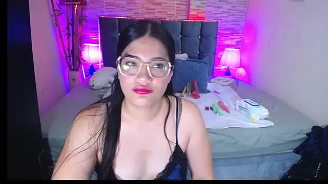 Valeri hot22 online show from May 2, 2026, 8:25 pm