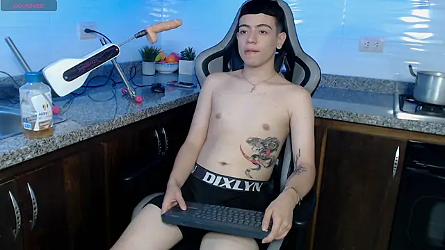 alex xhunter online show from April 23, 2026, 7:48 pm