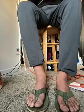 Kingbertfeet online show from March 17, 2026, 10:02 pm