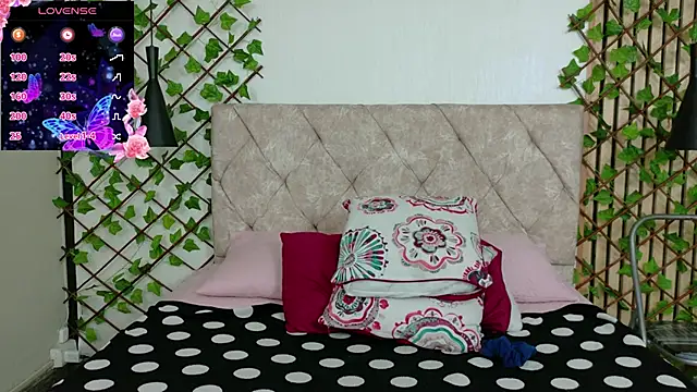 Georgia Candy online show from May 7, 2026, 3:22 am