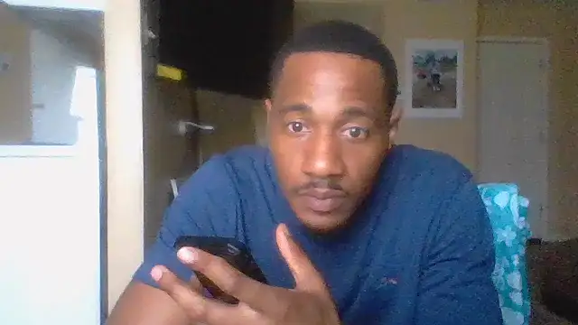 Snapshot of KingDes55 chatting on March 4, 2026, 3:31 pm KingDes55 online show from March 4, 2026, 3:31 pm