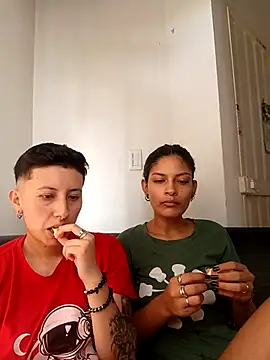 Snapshot of Mei_and_Gaby chatting on January 16, 2026, 7:18 pm Mei and Gaby online show from January 16, 2026, 7:18 pm