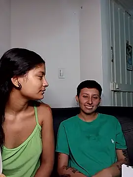 Snapshot of Mei_and_Gaby chatting on January 13, 2026, 11:52 pm Mei and Gaby online show from January 13, 2026, 11:52 pm