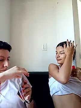 Snapshot of Mei_and_Gaby chatting on January 17, 2026, 7:17 pm Mei and Gaby online show from January 17, 2026, 7:17 pm