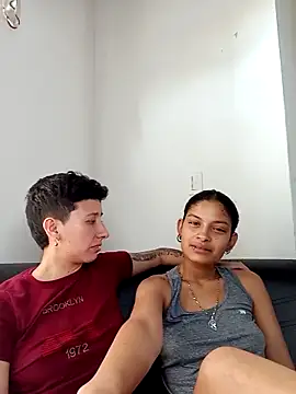 Snapshot of Mei_and_Gaby chatting on January 5, 2026, 8:12 pm Mei and Gaby online show from January 5, 2026, 8:12 pm